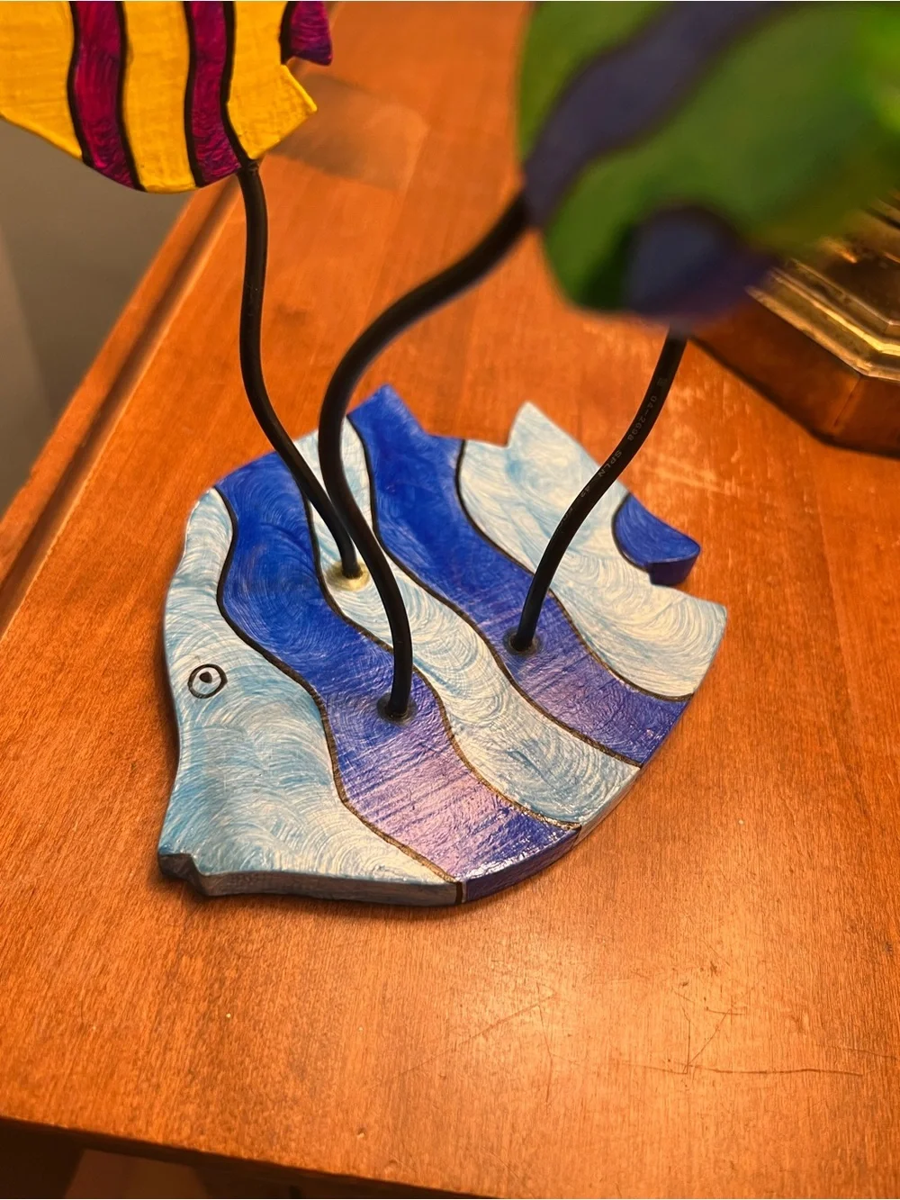 Hand-Painted Colorful Fish Memo/photo Holder